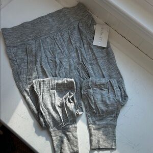 Athleta Gray Pleated Joggers